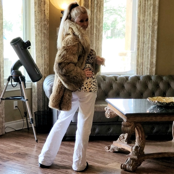 Luscious Coyote Fur Stroller sz M - Picture 10 of 17